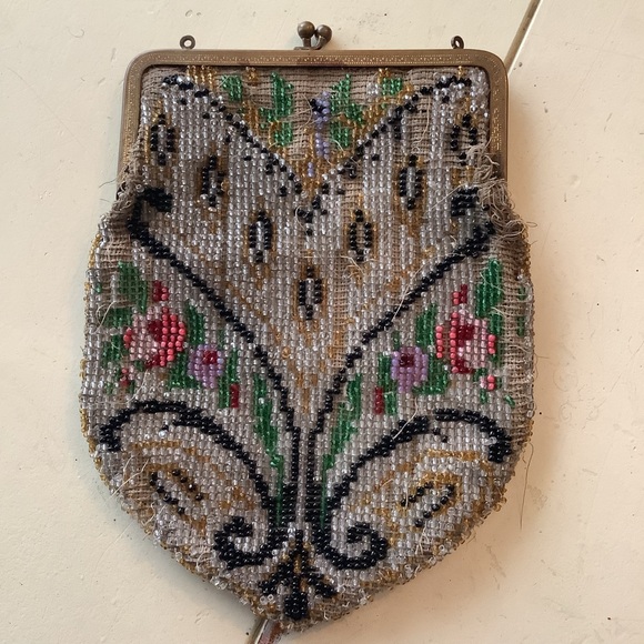 Antique Handbags - Antique Vintage 1920’s Seed Bead Hand Beaded Art Deco Flapper Purse